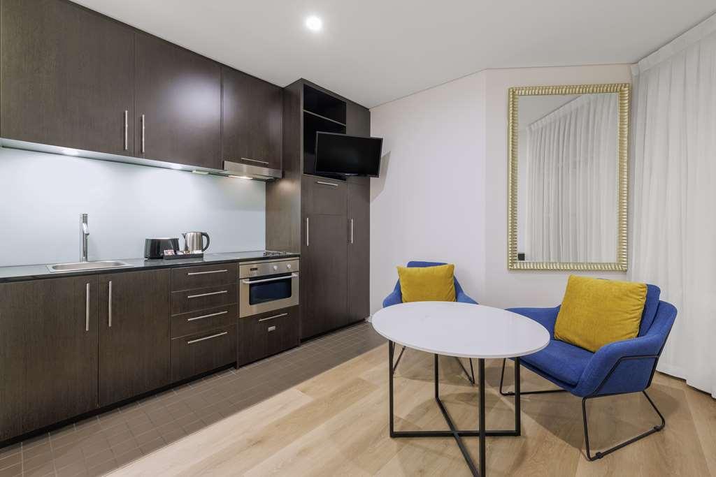 Oaks Melbourne On Collins Suites Chambre photo